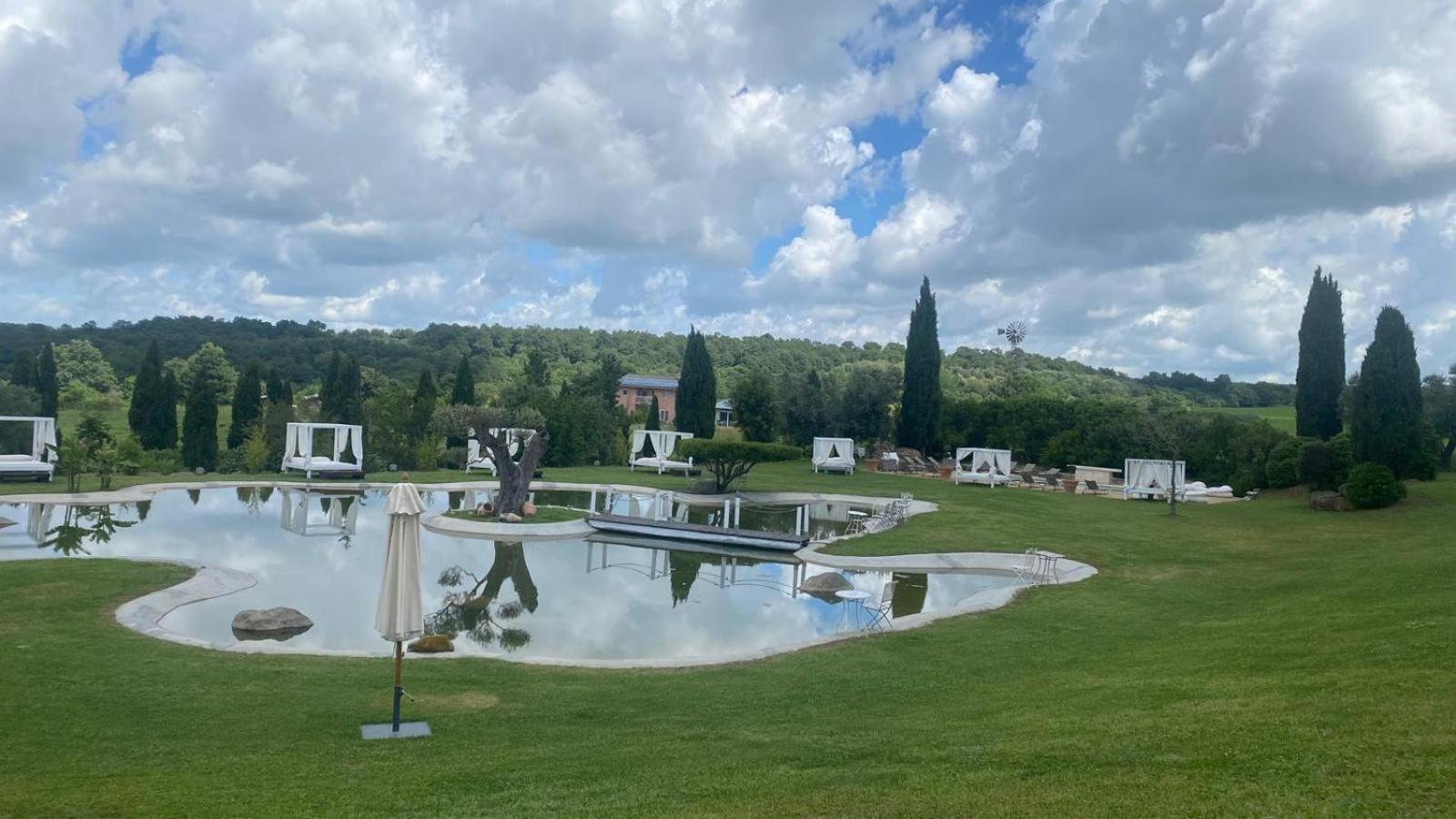 Agriturismo Cerrosughero Canino Eksteriør billede