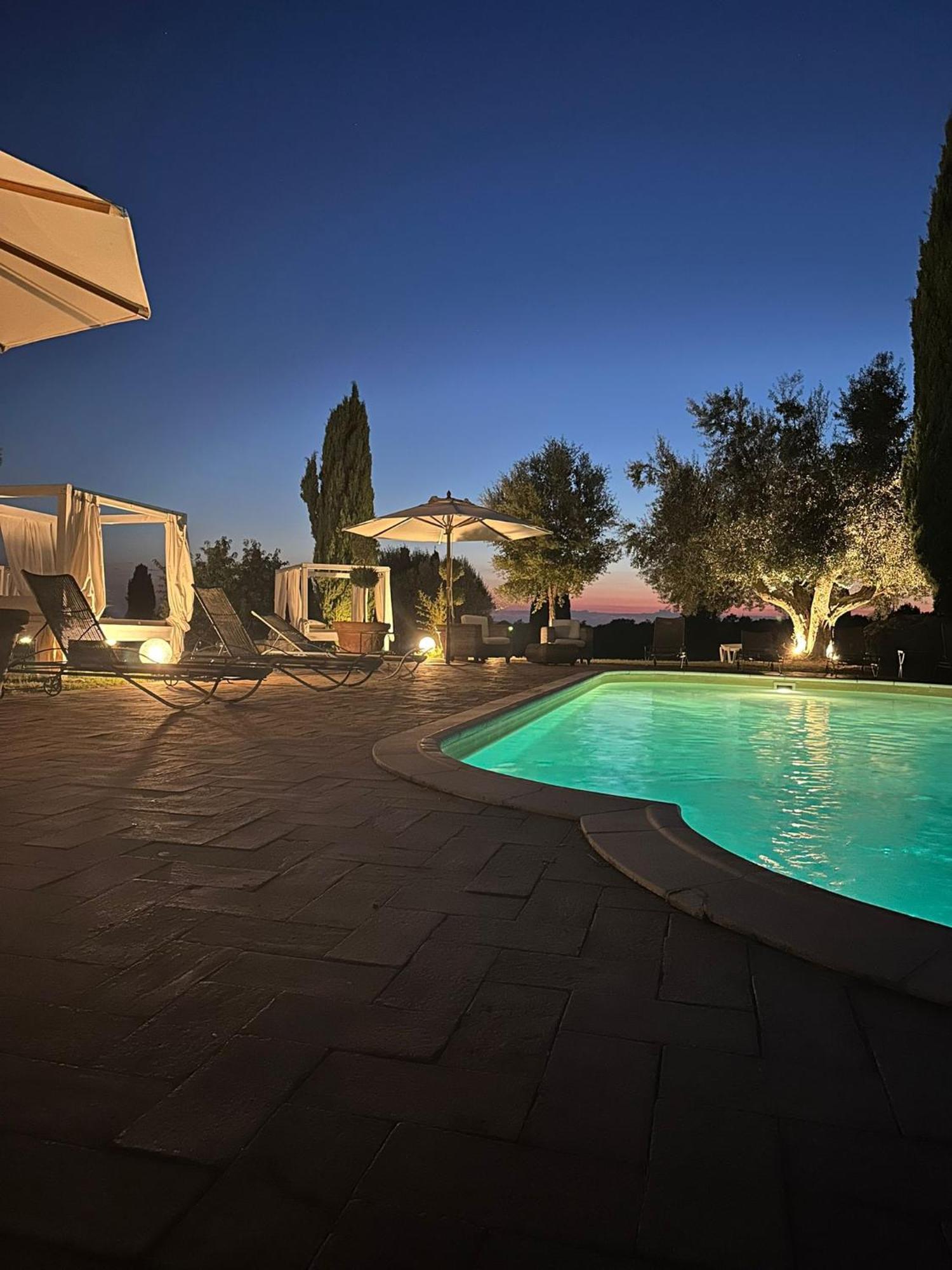 Agriturismo Cerrosughero Canino Eksteriør billede